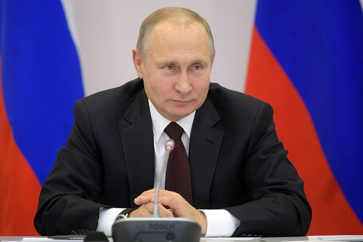 Патриарх Кирилл поздравил Путина с днем рождения