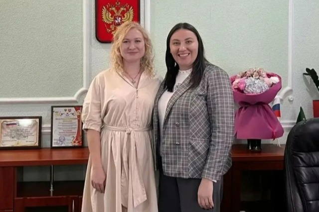 Руководитель Центра помощи Патриаршей гуманитарной миссии в Скадовске встретилась с главой администрации Новотроицкого района Херсонской области