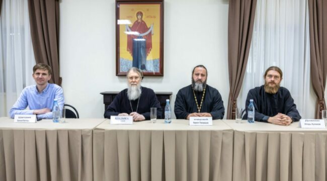 Директор Патриаршей гуманитарной миссии посетил Покровскую епархию