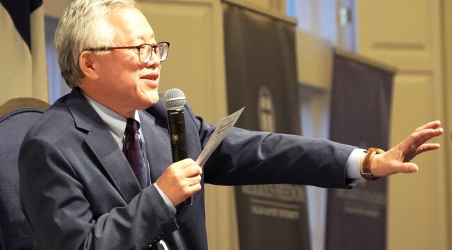 Освобожденный пастор рассказывает о тюремных условиях в Китае и призывает к юридической помощи христианам