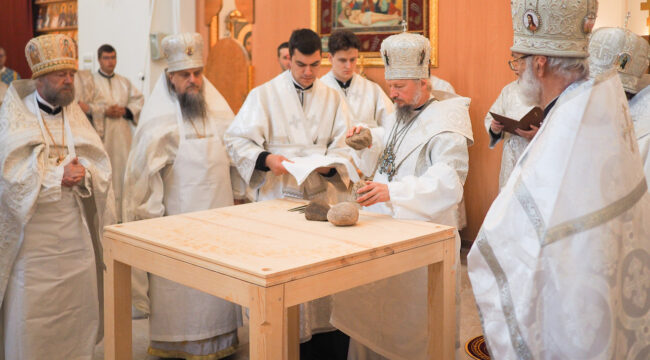 Патриарший экзарх всея Беларуси освятил храм в честь иконы «Всех скорбящих Радость» в Минске