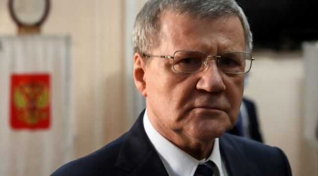 Патриарх Кирилл вручил Юрию Чайке орден Александра Невского I степени