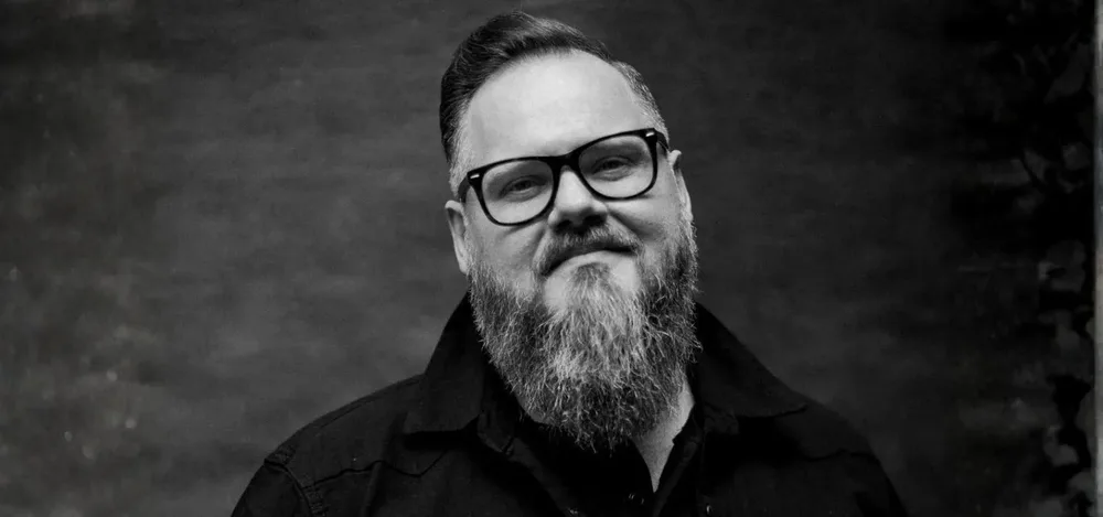 WieRok Records подписал контракт с певцом, автором песен и лидером поклонения Дэниелом Доссом