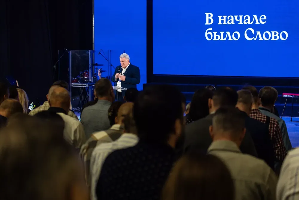 Епископ Александр Федчик призвал не переходить границы Божьего Слова