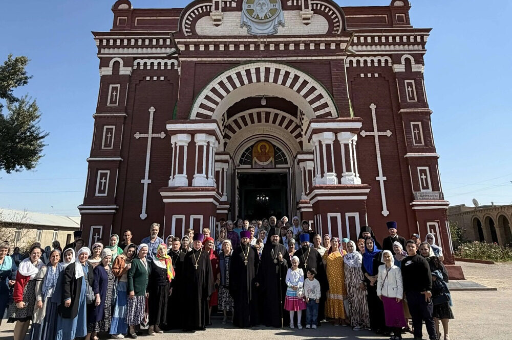 Архиепископ Феофилакт посетил приходы Русской православной церкви в Туркменистане
