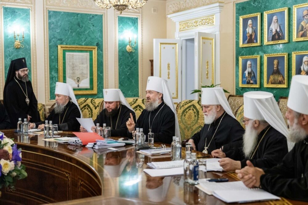 Священный Синод дополнил ставленническую присягу и утвердил текст ставленнического допроса