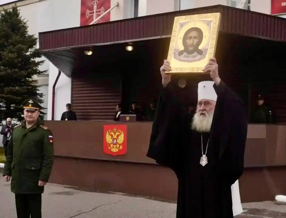 Донской монастырь передал Семеновскому полку икону «Спас Нерукотворный»