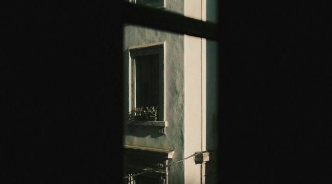 Сатана хочет, чтобы в это воскресенье ты был один